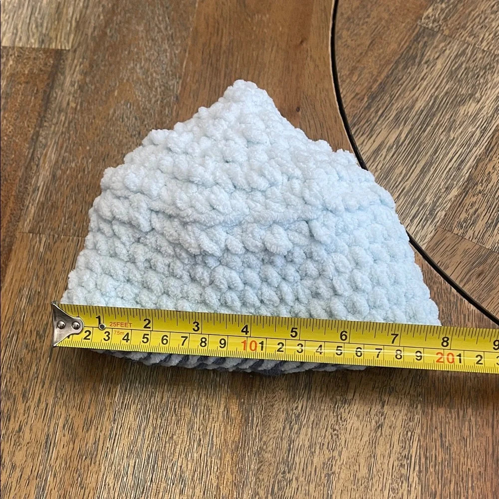N/A handmade knit